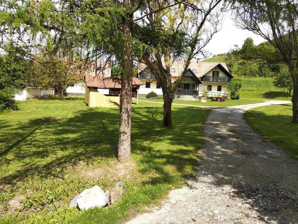 Panzio-Kemping Bekoelce Bekolce Extérieur photo